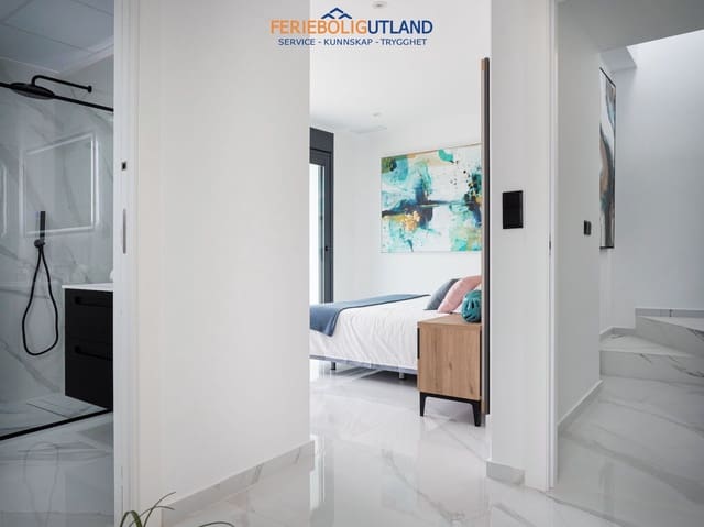 3 slaapkamer Villa te koop in San Pedro del Pinatar ciudad, San Pedro del Pinatar met zwembad garage - € 489.000 (Ref: 10023362)