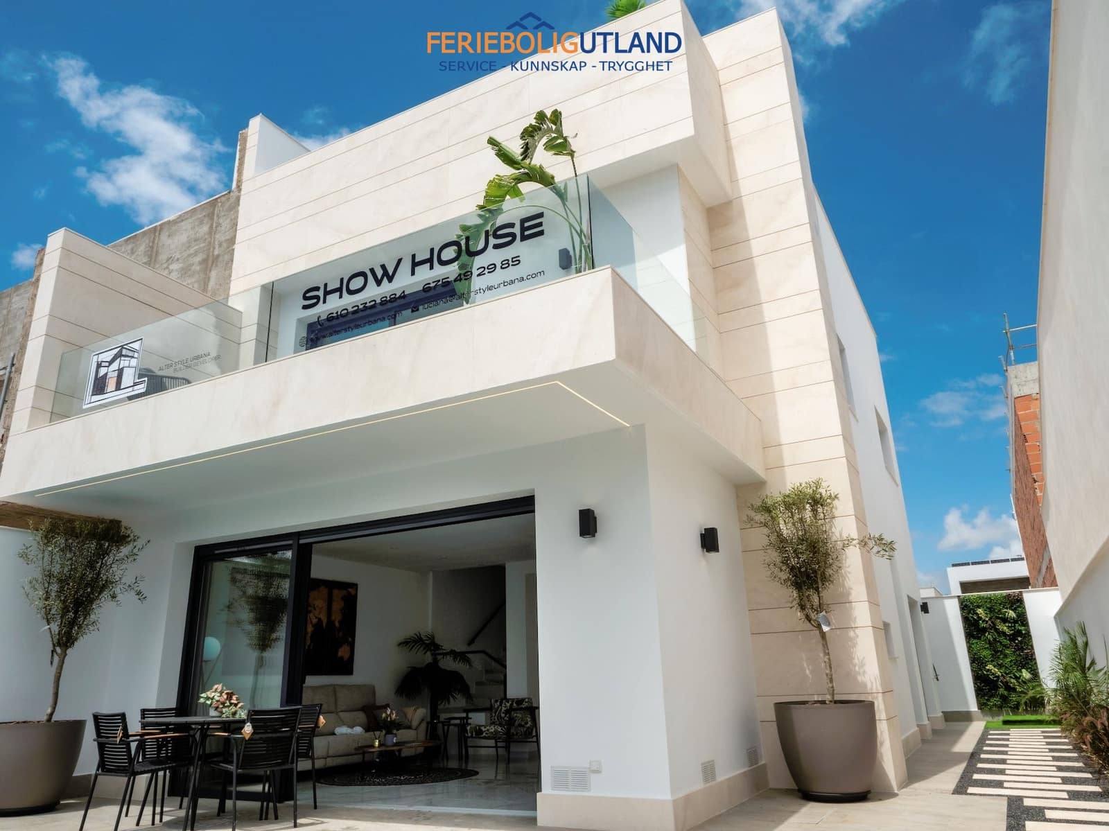 3 slaapkamer Villa te koop in San Pedro del Pinatar met zwembad garage - € 489.000 (Ref: 10023362)