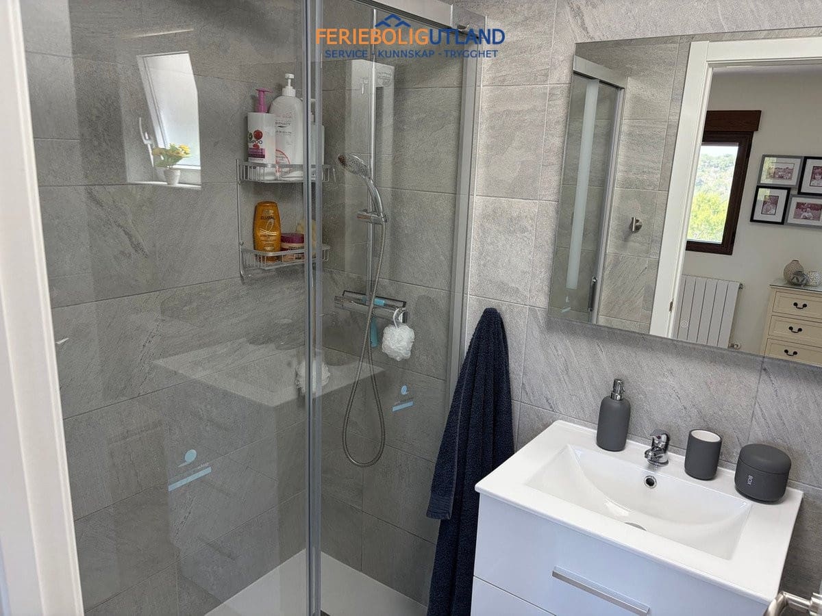 4 bedroom Villa for sale in Pinar de Campoverde with pool garage - € 699,950 (Ref: 10029527)