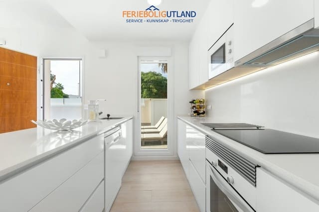 3 soverom Villa til salgs i Pilar de la Horadada ciudad, Pilar de la Horadada med svømmebasseng garasje - € 424 950 (Ref: 10029528)
