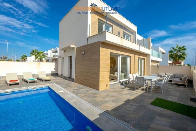 3 soverom Villa til salgs i Pilar de la Horadada ciudad, Pilar de la Horadada med svømmebasseng garasje - € 424 950 (Ref: 10029528)