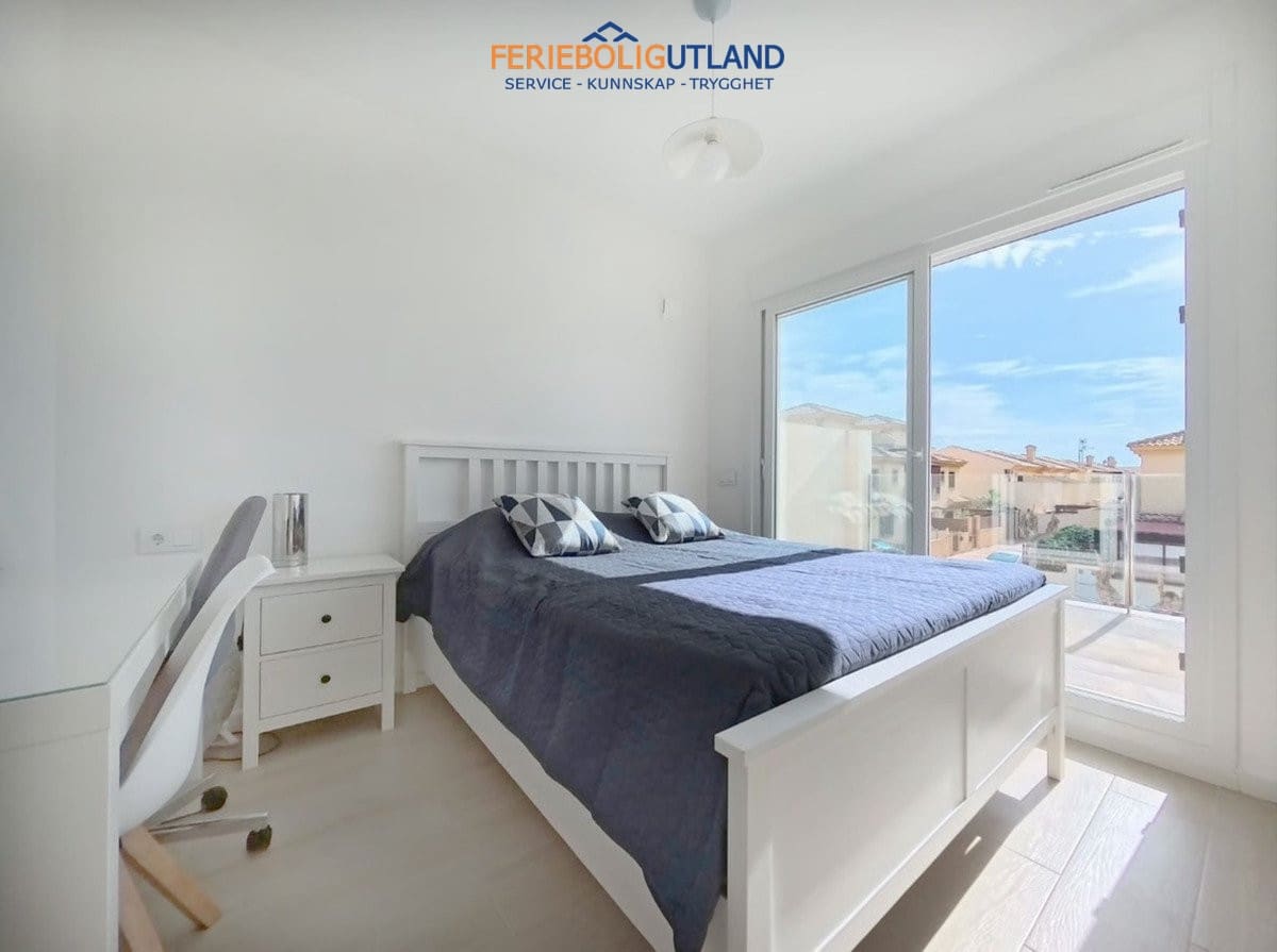 3 soverom Villa til salgs i Pilar de la Horadada med svømmebasseng garasje - € 424 950 (Ref: 10029528)