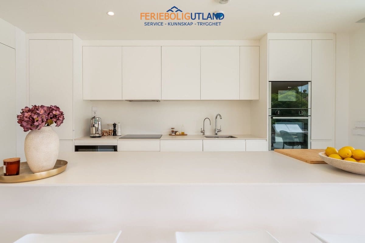 3 slaapkamer Appartement te koop in Fuengirola met zwembad - € 995.000 (Ref: 10029529)