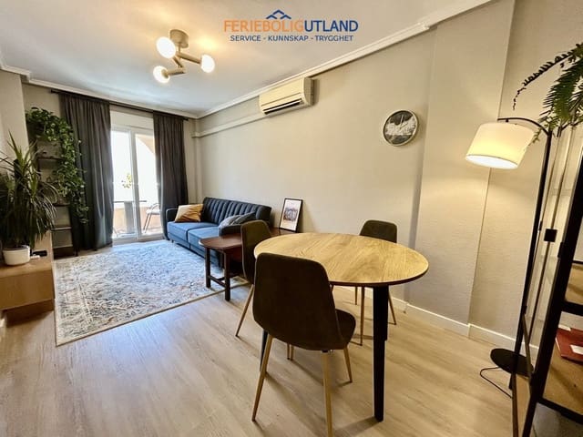 Apartamento de 1 habitación en Torrevieja en venta con piscina garaje - 145.000 € (Ref: 10029531)
