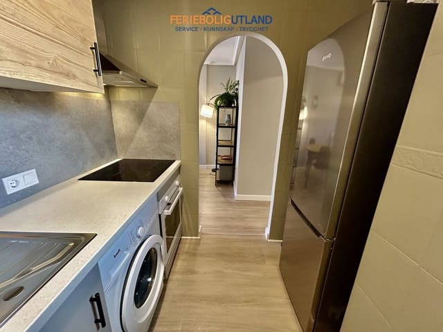 Apartamento de 1 habitación en Torrevieja en venta con piscina garaje - 145.000 € (Ref: 10029531)