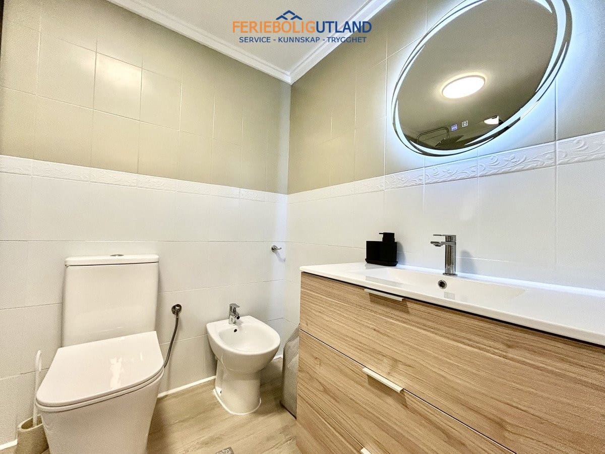 Apartamento de 1 habitación en Torrevieja en venta con piscina garaje - 145.000 € (Ref: 10029531)