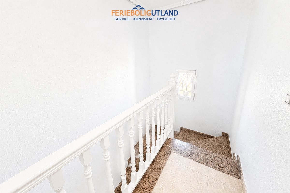 3 sovrum Hus till salu i Orihuela Costa med pool - 229 995 € (Ref: 10029588)