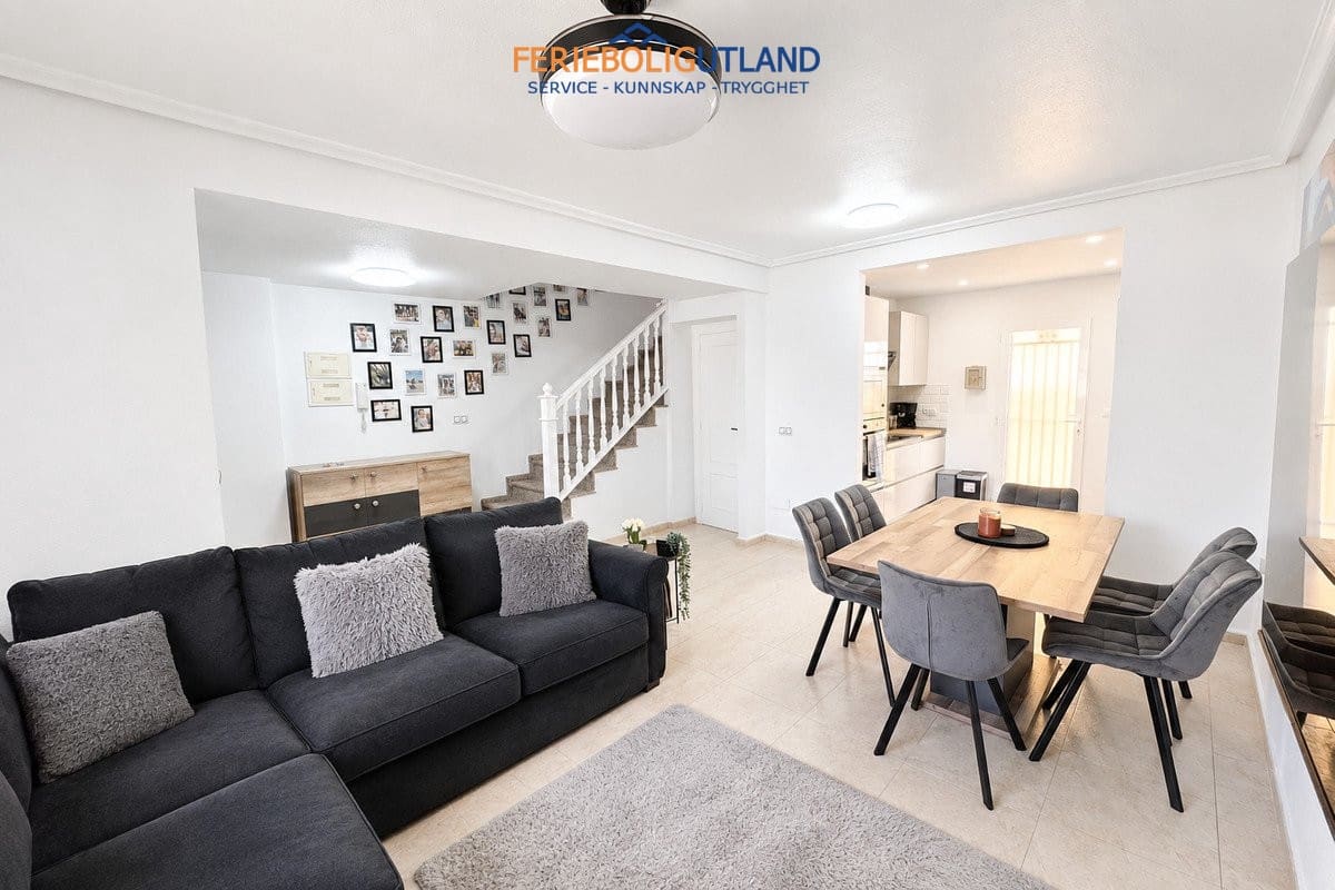 3 sovrum Hus till salu i Orihuela Costa med pool - 229 995 € (Ref: 10029588)