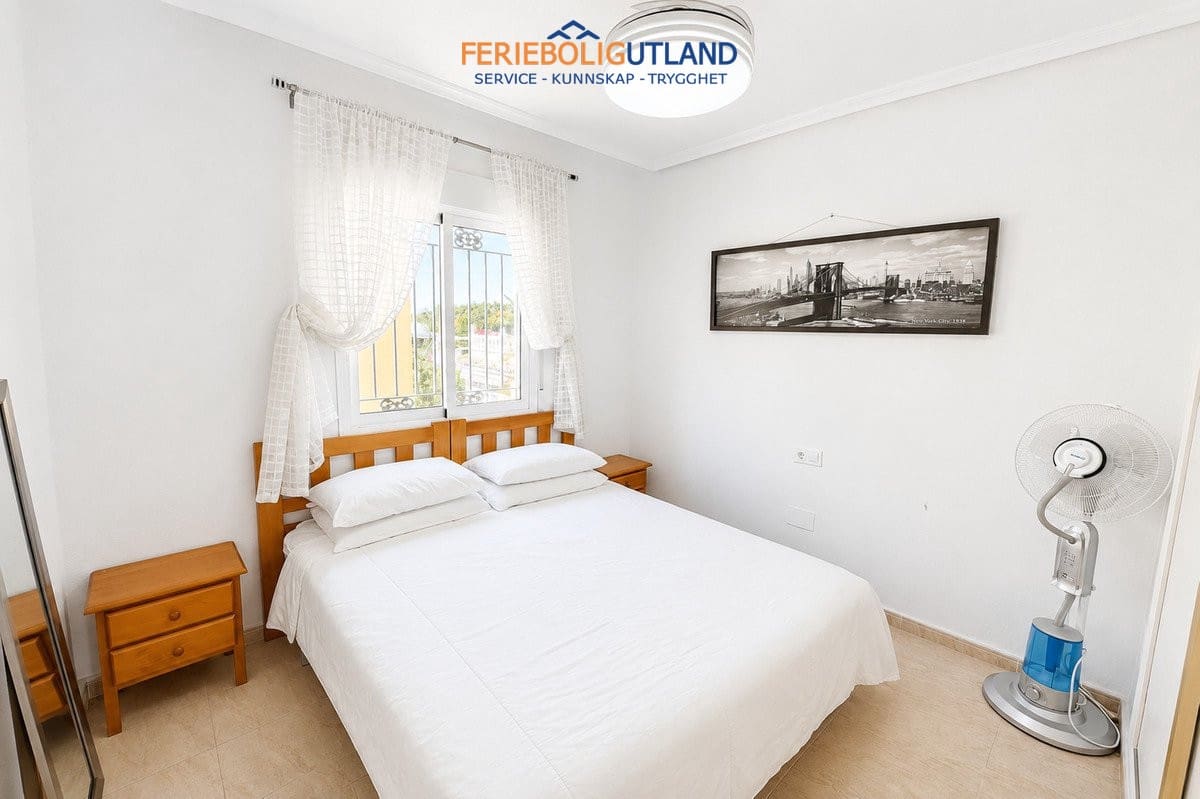 3 sovrum Hus till salu i Orihuela Costa med pool - 229 995 € (Ref: 10029588)