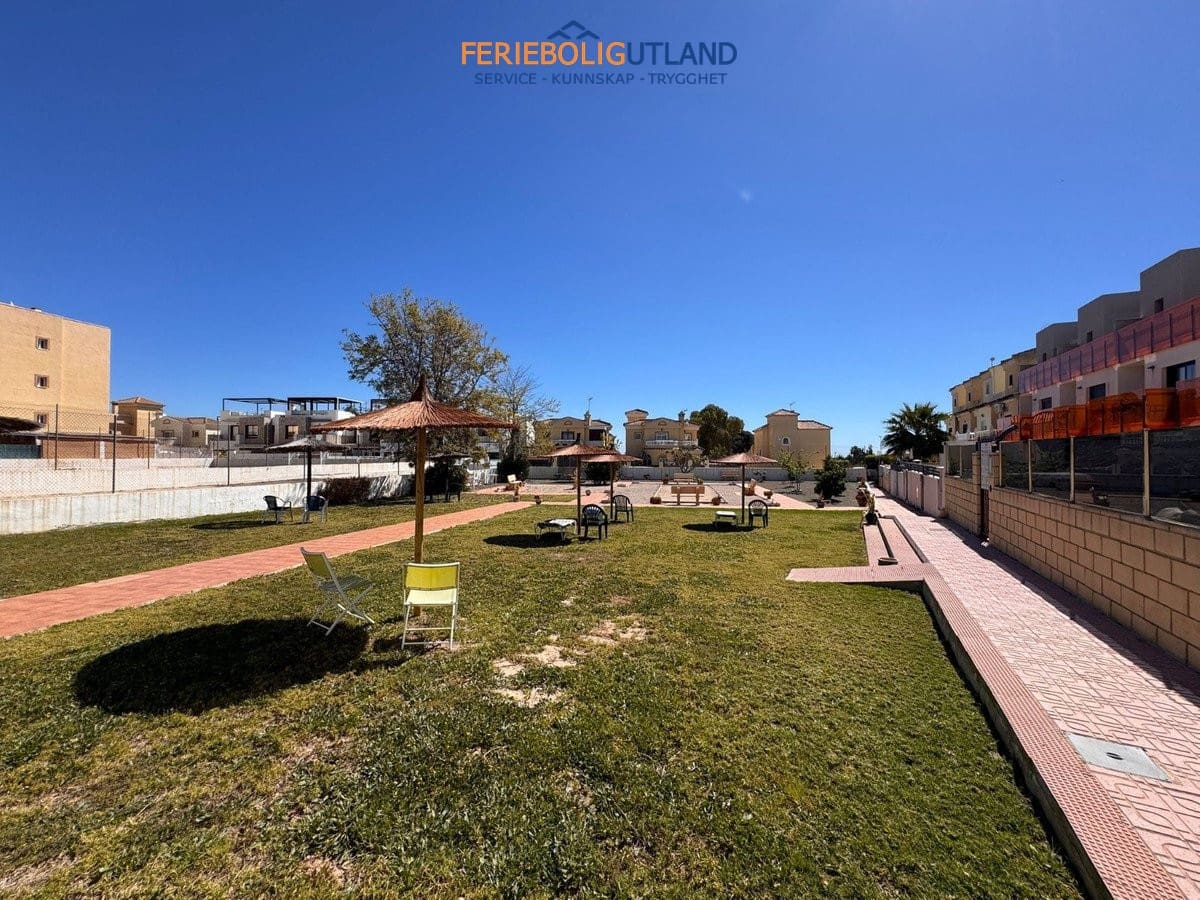 3 sovrum Hus till salu i Orihuela Costa med pool - 229 995 € (Ref: 10029588)
