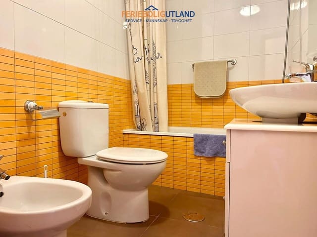 1 soverom Leilighet til salgs i Las Piscinas Naturales, Torrevieja med garasje - € 119 000 (Ref: 10029591)