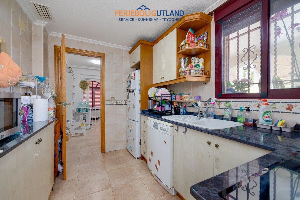 3 camera da letto Casa in vendita in La Marina con piscina garage - 399.000 € (Rif: 10029592)