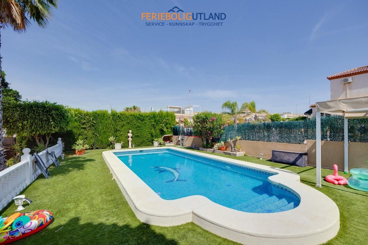 3 camera da letto Casa in vendita in La Marina con piscina garage - 399.000 € (Rif: 10029592)