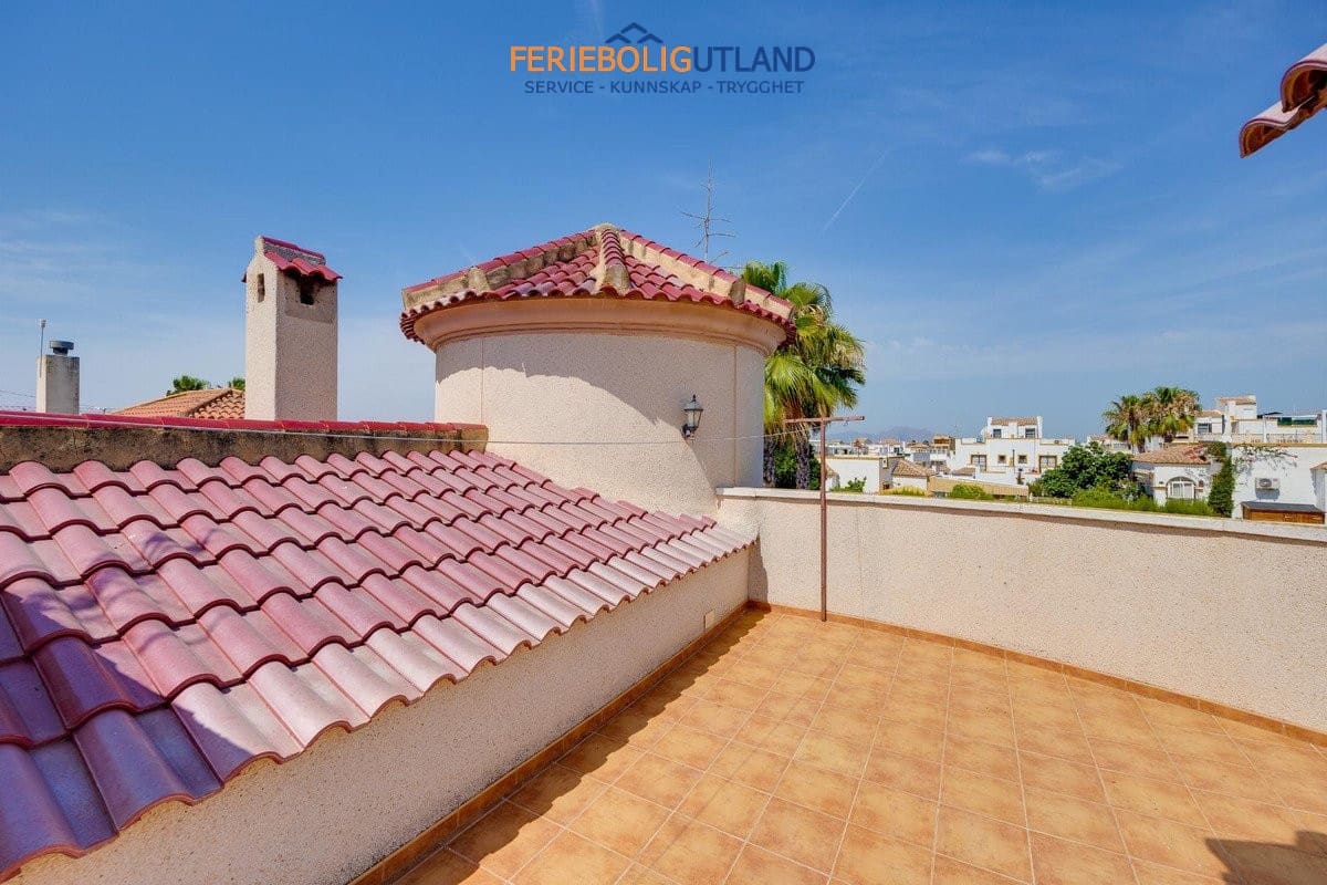 3 camera da letto Casa in vendita in La Marina con piscina garage - 399.000 € (Rif: 10029592)