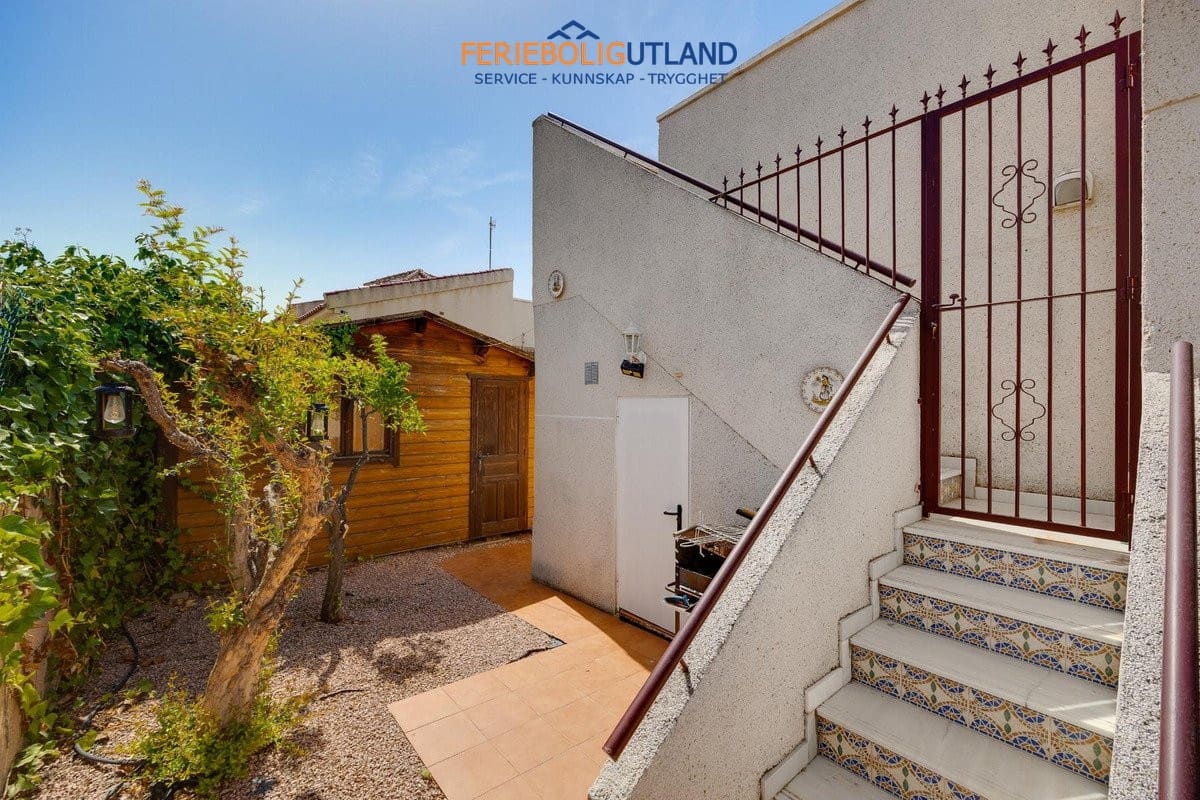 3 camera da letto Casa in vendita in La Marina con piscina garage - 399.000 € (Rif: 10029592)