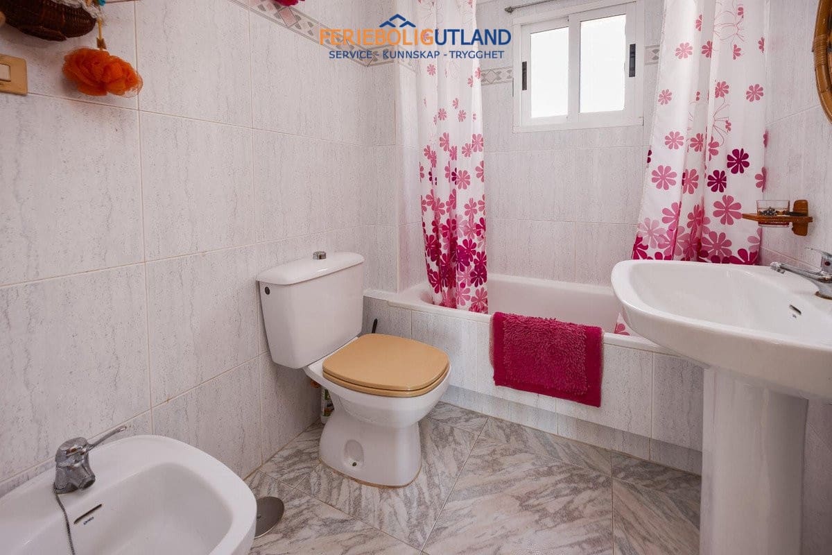 2 makuuhuone Huoneisto myytävänä paikassa Torrevieja mukana uima-altaan - 219 500 € (Ref: 10029594)