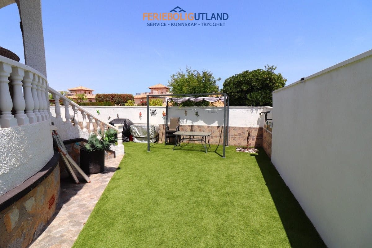 2 soverom Villa til salgs i Villamartin - € 259 950 (Ref: 10029595)