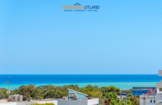 4 soveværelse Villa til salg i Zona Pueblo, Guardamar del Segura med swimmingpool garage - € 1.250.000 (Ref: 10029599)