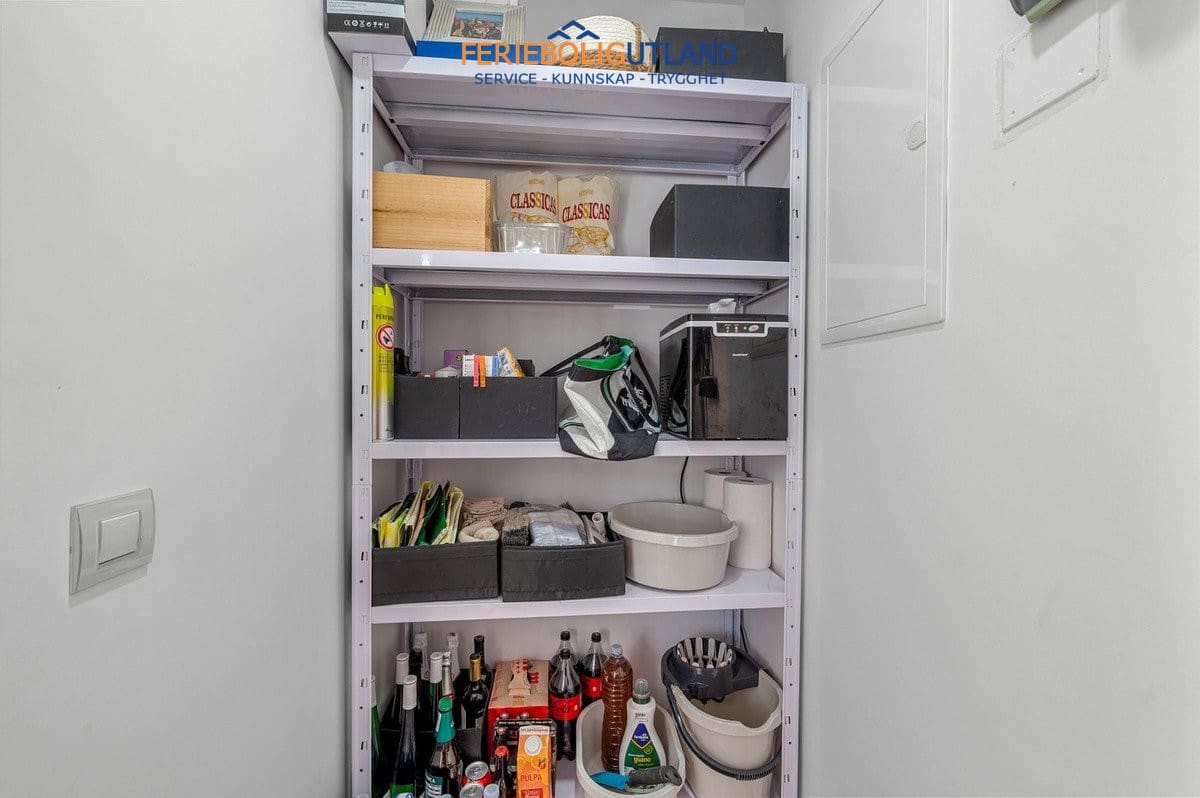 4 slaapkamer Villa te koop in Guardamar del Segura met zwembad garage - € 1.250.000 (Ref: 10029599)