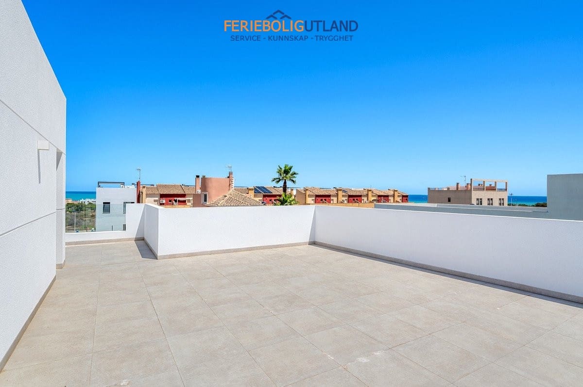 4 slaapkamer Villa te koop in Guardamar del Segura met zwembad garage - € 1.250.000 (Ref: 10029599)