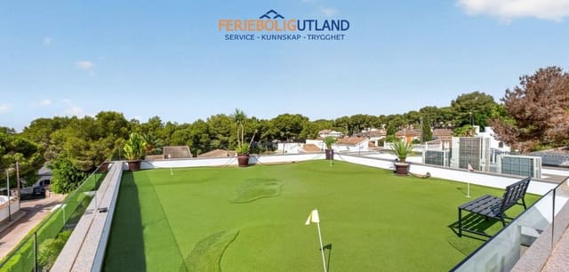 4 sovrum Villa till salu i Pinar de Campoverde, Pilar de la Horadada med pool garage - 1 475 000 € (Ref: 10029685)