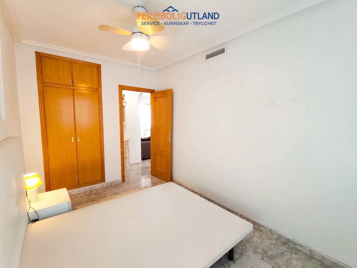 2 soverom Leilighet til salgs i Guardamar del Segura med garasje - € 200 000 (Ref: 10029739)