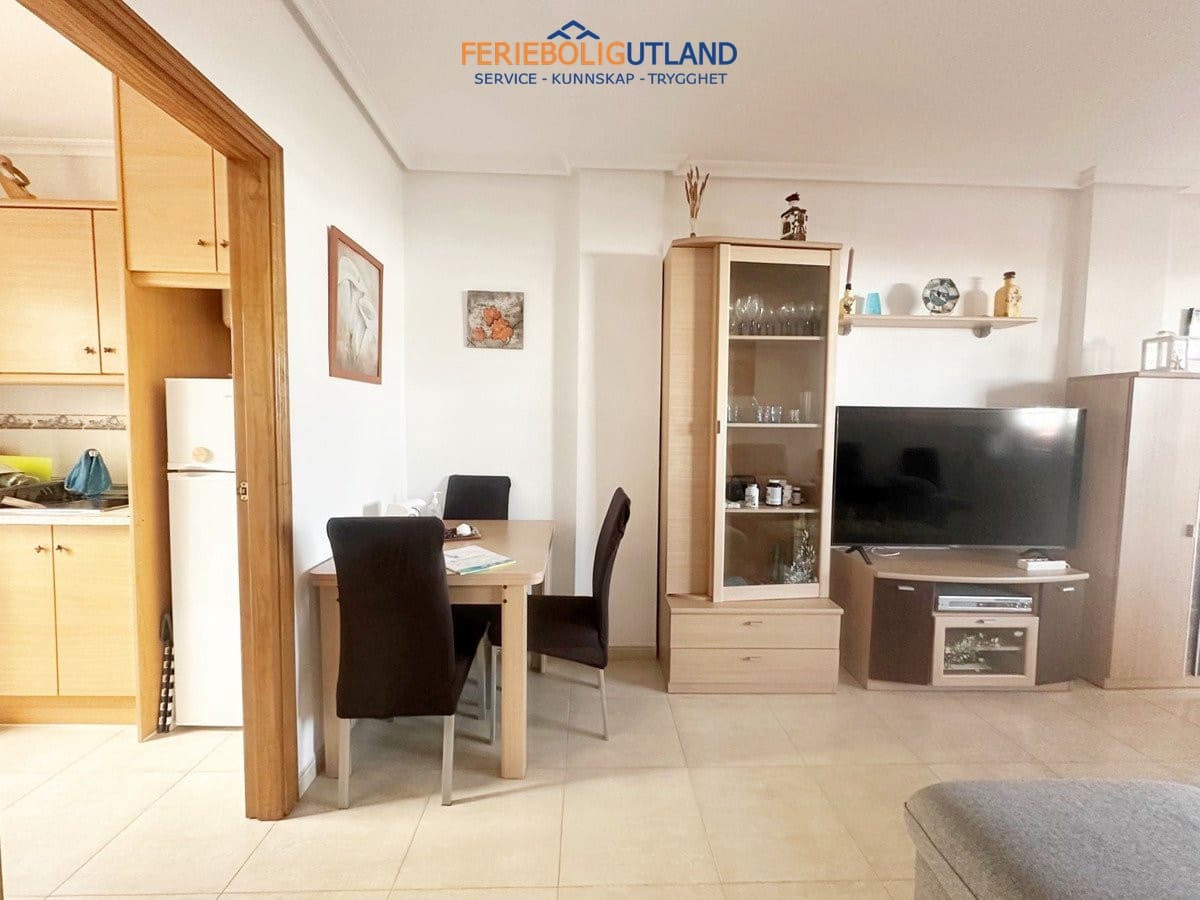 2 bedroom Bungalow for sale in Torrevieja with pool garage - € 162,500 (Ref: 10029741)