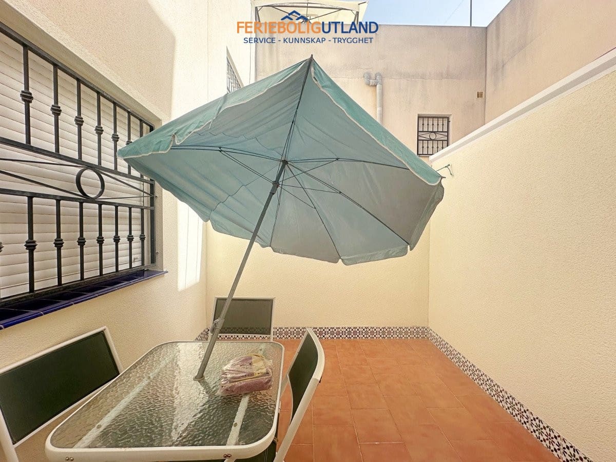 2 bedroom Bungalow for sale in Torrevieja with pool garage - € 162,500 (Ref: 10029741)