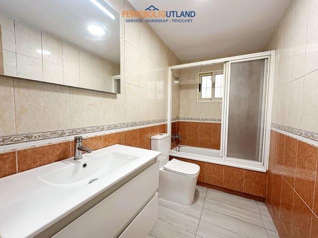 2 soverom Leilighet til salgs i Avenida Habaneras - Curva de Palangre, Torrevieja - € 149 900 (Ref: 10029743)