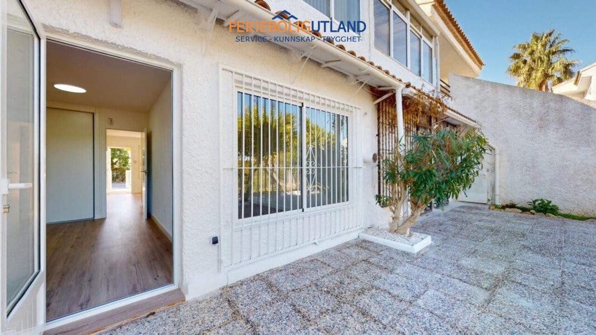 2 soveværelse Lejlighed til salg i Villamartin - € 199.000 (Ref: 10029745)