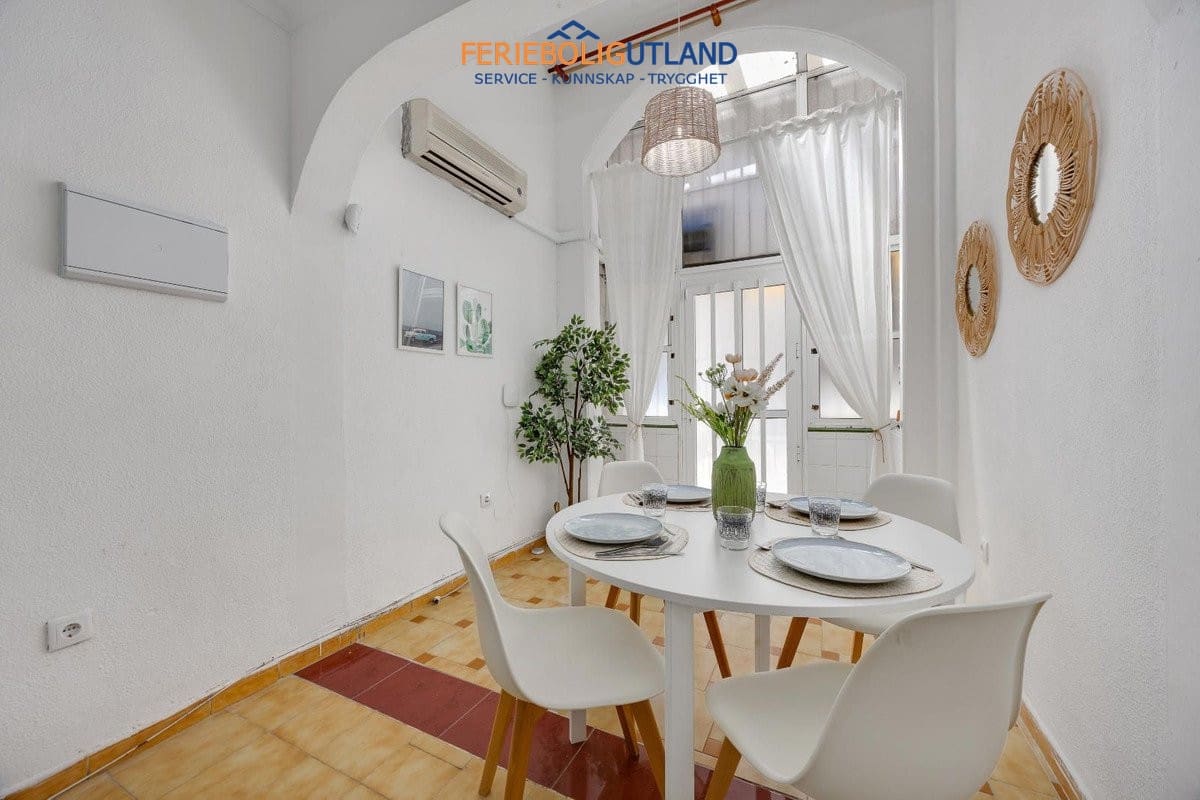 1 soverom Leilighet til salgs i Torrevieja med svømmebasseng - € 132 969 (Ref: 10029746)