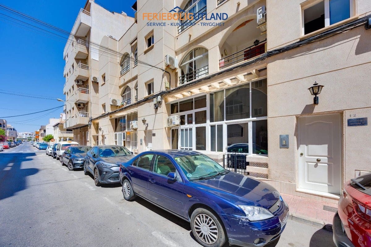 1 soverom Leilighet til salgs i Torrevieja med svømmebasseng - € 132 969 (Ref: 10029746)