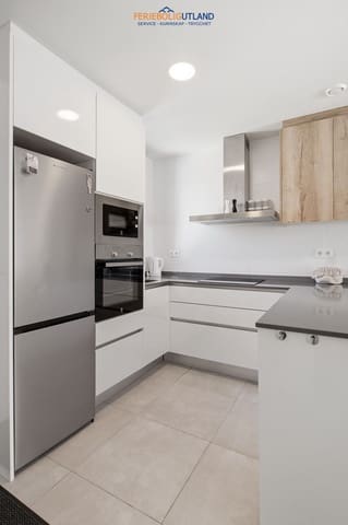 2 soverom Leilighet til salgs i Villamartin, Orihuela med svømmebasseng garasje - € 299 000 (Ref: 10029748)