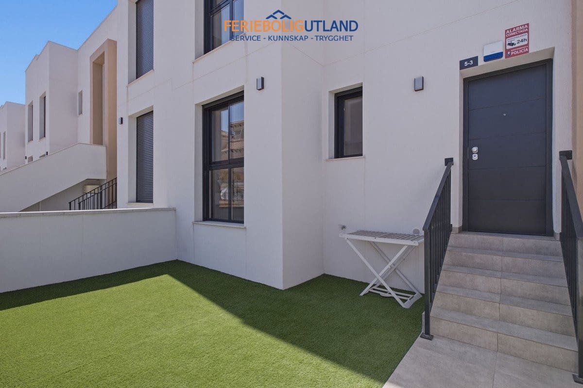 2 soverom Leilighet til salgs i Villamartin med svømmebasseng garasje - € 299 000 (Ref: 10029748)