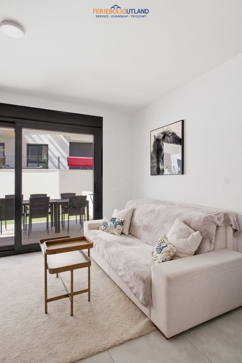 2 soverom Leilighet til salgs i Villamartin med svømmebasseng garasje - € 299 000 (Ref: 10029748)