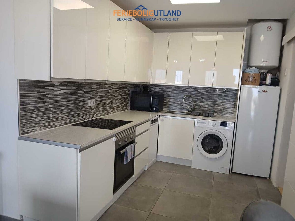 2 soveværelse Villa til salg i Villamartin med swimmingpool garage - € 218.000 (Ref: 10029749)