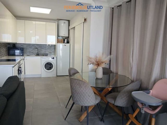 2 soveværelse Villa til salg i Villamartin, Orihuela med swimmingpool garage - € 218.000 (Ref: 10029749)