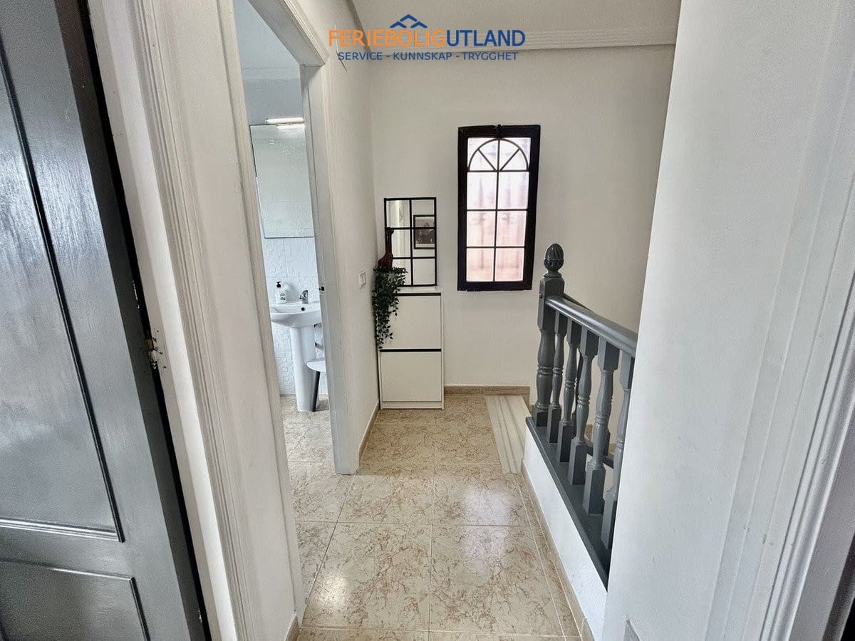 2 soveværelse Villa til salg i Villamartin med swimmingpool garage - € 218.000 (Ref: 10029749)