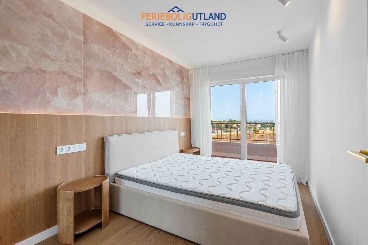 2 quarto Penthouse para venda em Punta Prima com piscina garagem - 225 000 € (Ref: 10029750)