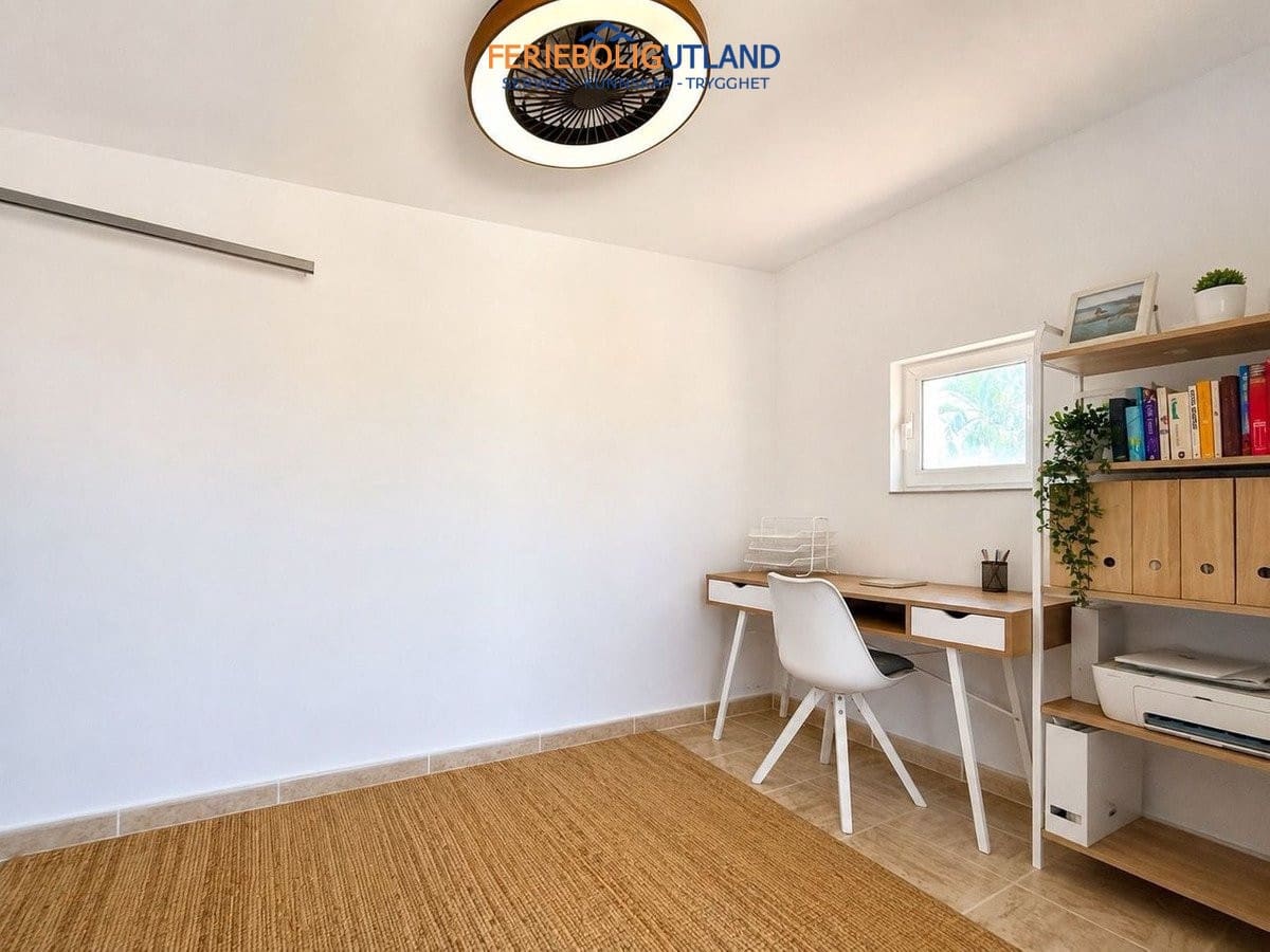 3 soveværelse Villa til salg i Villamartin med swimmingpool garage - € 524.995 (Ref: 10030897)
