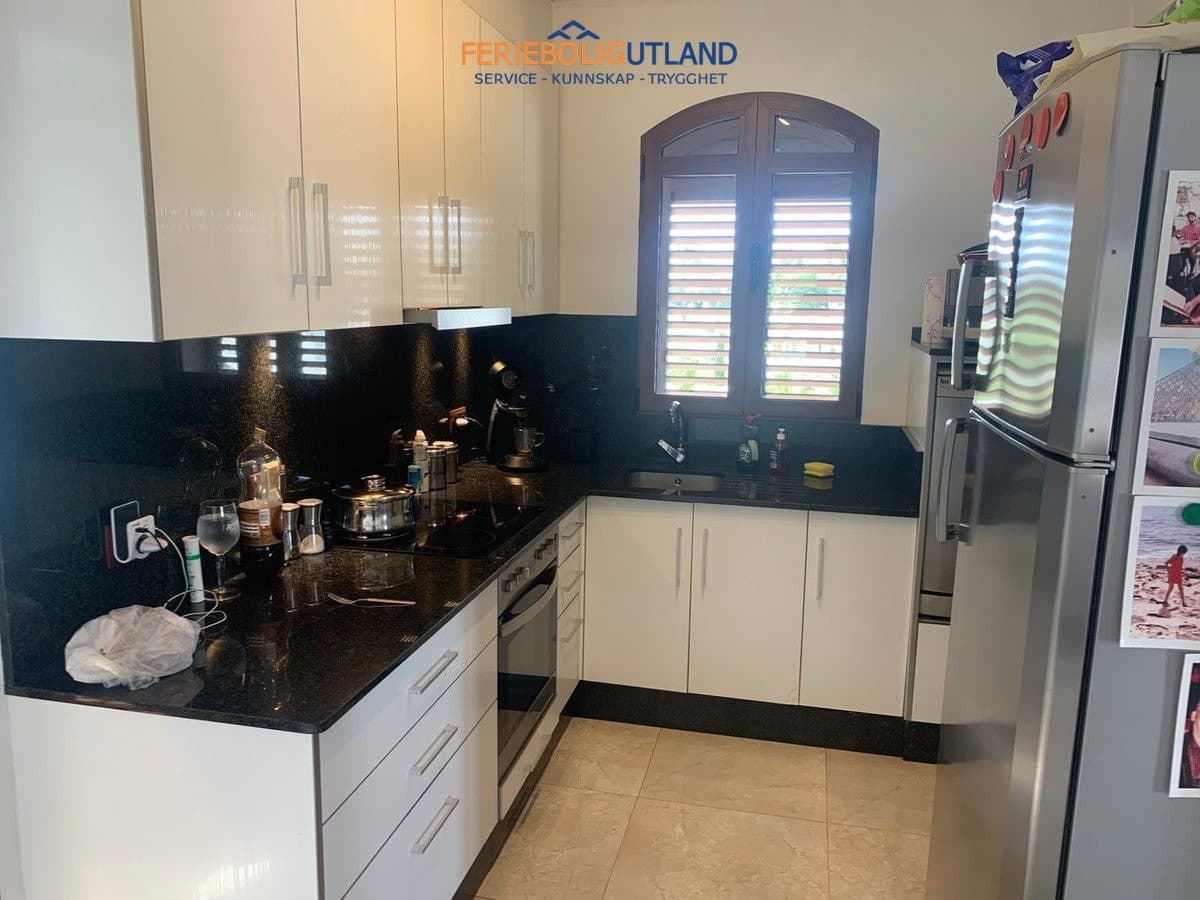 4 soverom Villa til salgs i Villamartin med svømmebasseng garasje - € 750 000 (Ref: 10030898)