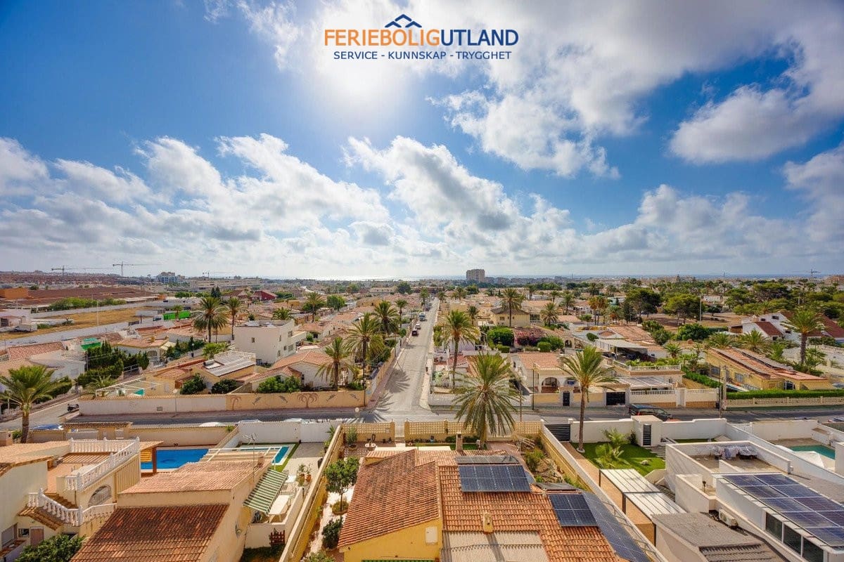 2 chambre Appartement à vendre à Torrevieja avec piscine - 164 969 € (Ref: 10030899)
