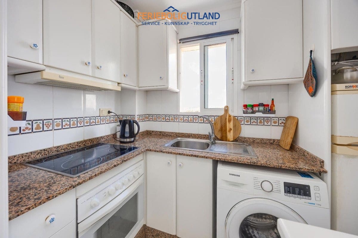 2 chambre Appartement à vendre à Torrevieja avec piscine - 164 969 € (Ref: 10030899)