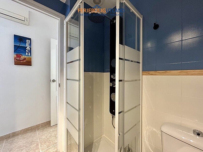 3 soveværelse Lejlighed til salg i Torrevieja med swimmingpool - € 196.500 (Ref: 10031009)