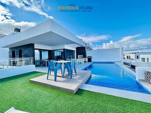 3 chambre Villa/Maison à vendre à Ciudad Quesada, Rojales avec piscine garage - 625 000 € (Ref: 10031010)