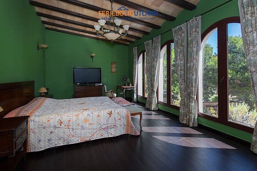 4 sovrum Villa till salu i Orihuela Costa med pool garage - 890 000 € (Ref: 10031011)