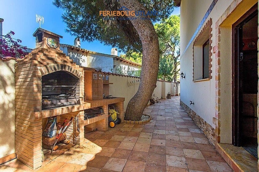 4 sovrum Villa till salu i Orihuela Costa med pool garage - 890 000 € (Ref: 10031011)