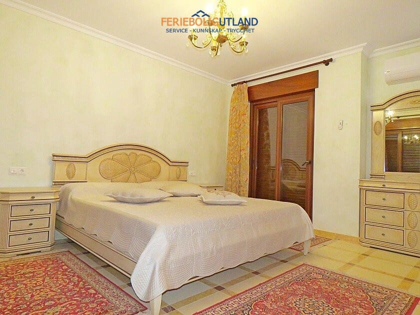 7 sypialnia Willa na sprzedaż w Cabo Roig z garażem - 1 999 900 € (Ref: 10031012)