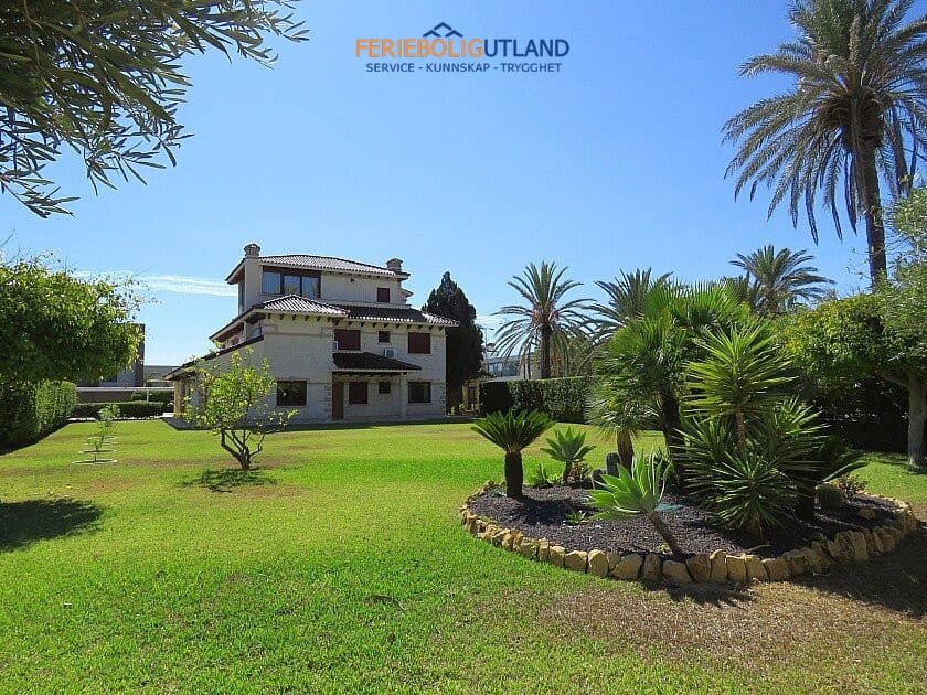 7 sypialnia Willa na sprzedaż w Cabo Roig z garażem - 1 999 900 € (Ref: 10031012)