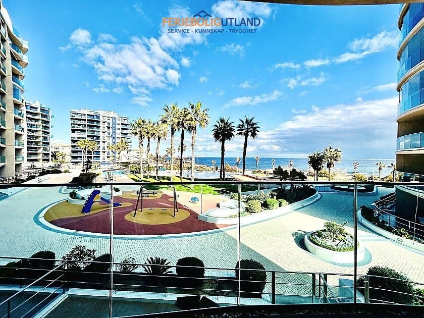2 soverom Leilighet til salgs i Orihuela Costa med svømmebasseng garasje - € 398 000 (Ref: 10031014)